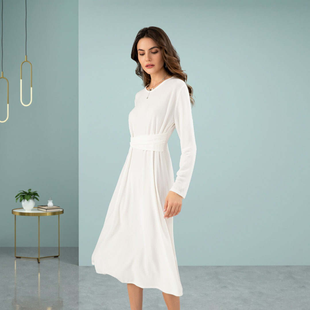 Deenadourdour® V-halsjurk met artistieke knoopversiering bij de taille